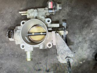 bontott TOYOTA COROLLA VERSO Fojtószelep (Elektromos)