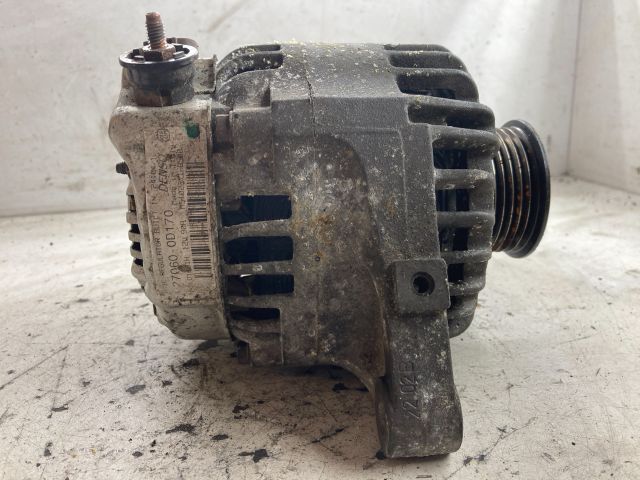 bontott TOYOTA COROLLA VERSO Generátor