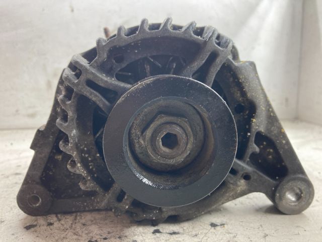 bontott TOYOTA COROLLA VERSO Generátor