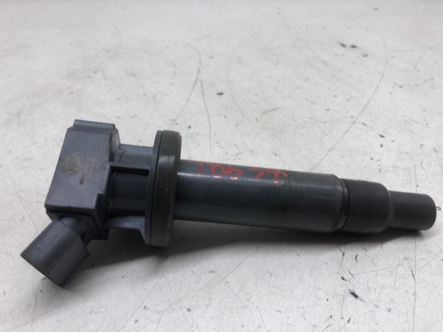 bontott TOYOTA COROLLA VERSO Gyújtótrafó