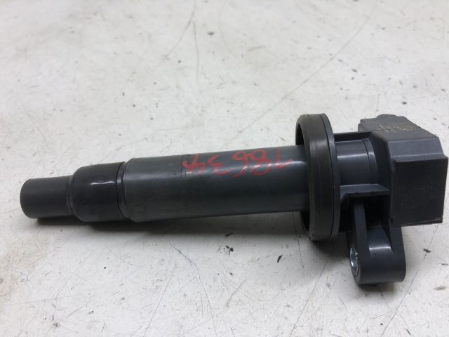 bontott TOYOTA COROLLA VERSO Gyújtótrafó