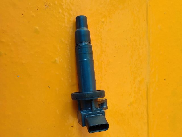 bontott TOYOTA COROLLA VERSO Gyújtótrafó