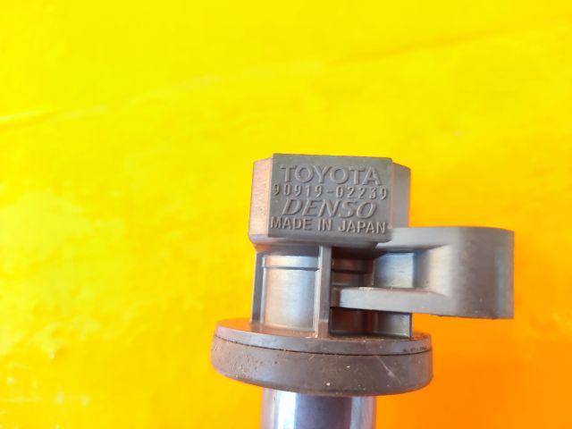 bontott TOYOTA COROLLA VERSO Gyújtótrafó