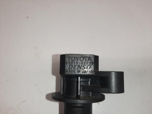 bontott TOYOTA COROLLA VERSO Gyújtótrafó