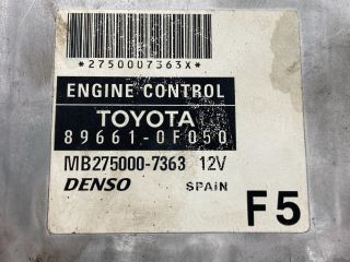 bontott TOYOTA COROLLA VERSO Motorvezérlő