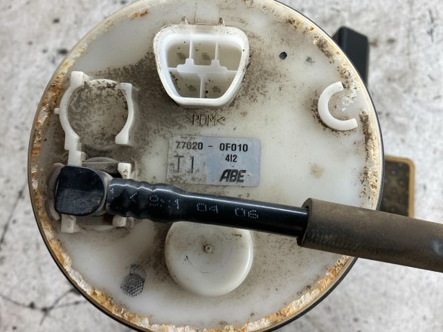 bontott TOYOTA COROLLA VERSO Üzemanyag Szivattyú