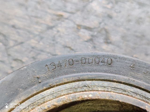 bontott TOYOTA COROLLA VERSO Főtengely Szíjtárcsa