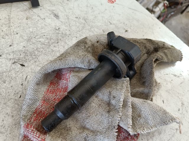 bontott TOYOTA COROLLA VERSO Gyújtótrafó