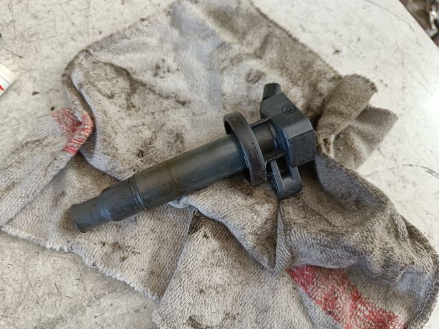 bontott TOYOTA COROLLA VERSO Gyújtótrafó