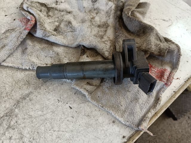 bontott TOYOTA COROLLA VERSO Gyújtótrafó