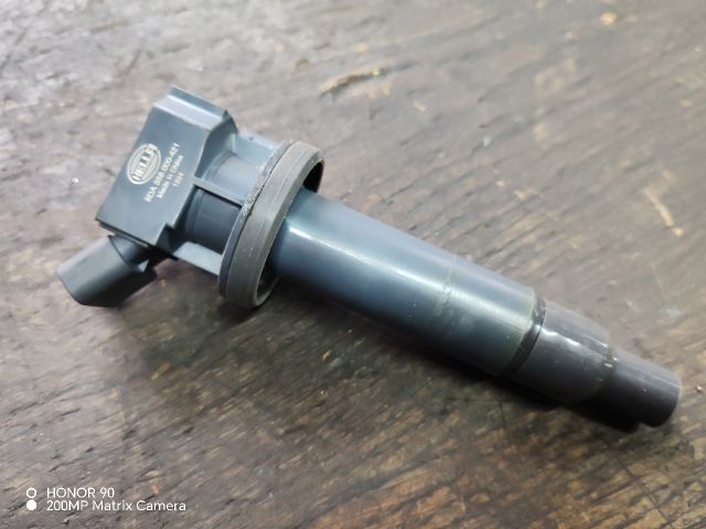 bontott TOYOTA COROLLA VERSO Gyújtótrafó