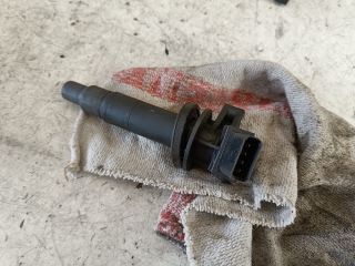 bontott TOYOTA COROLLA VERSO Gyújtótrafó