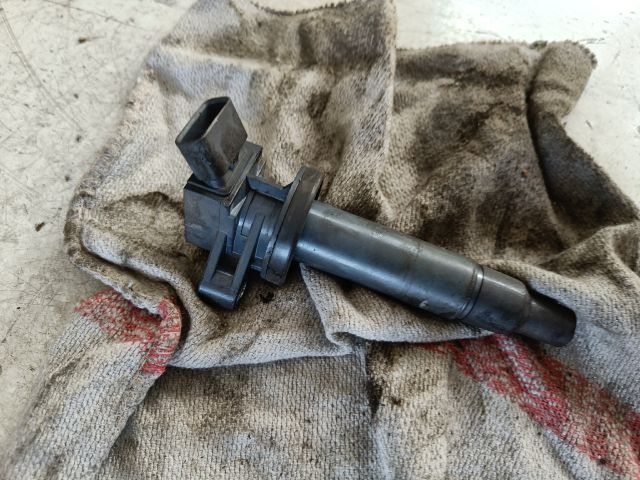 bontott TOYOTA COROLLA VERSO Gyújtótrafó