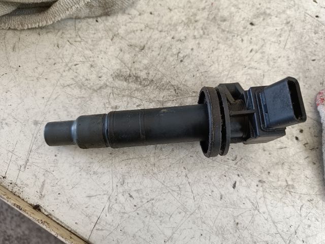 bontott TOYOTA COROLLA VERSO Gyújtótrafó