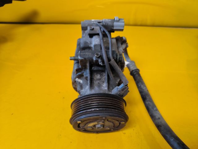 bontott TOYOTA COROLLA VERSO Klímakompresszor