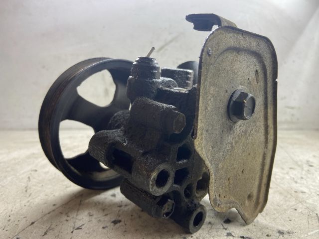 bontott TOYOTA COROLLA VERSO Kormányszervó Motor (Hidraulikus)