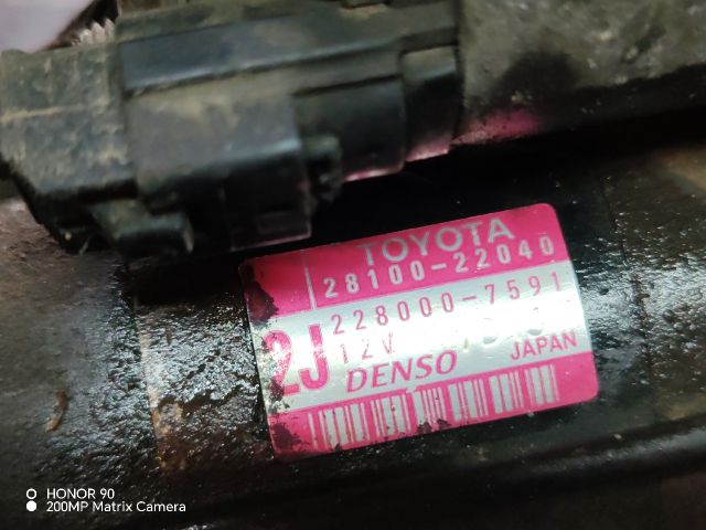 bontott TOYOTA COROLLA VERSO Önindító