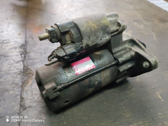 bontott TOYOTA COROLLA VERSO Önindító