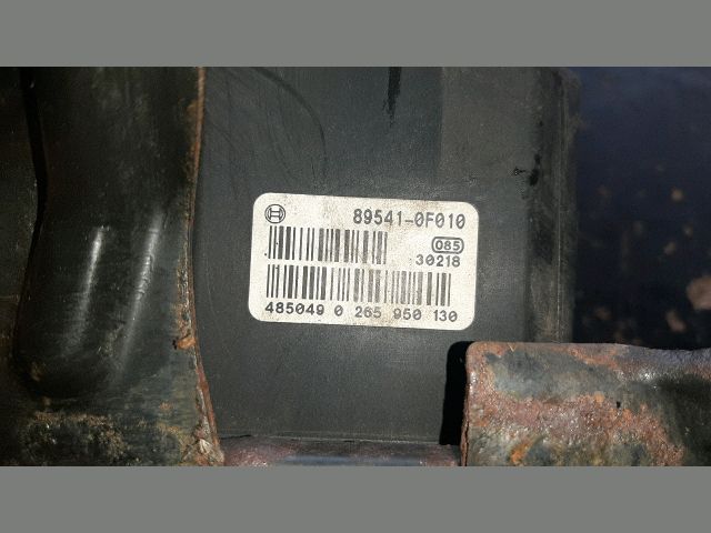 bontott TOYOTA COROLLA VERSO ABS Kocka