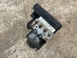 bontott TOYOTA COROLLA VERSO ABS Kocka