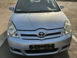 bontott TOYOTA COROLLA VERSO Bal első Csonkállvány Kerékaggyal