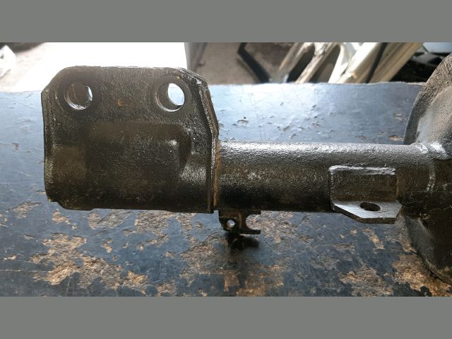 bontott TOYOTA COROLLA VERSO Bal első Gólyaláb (Lengécsillapító, Rugó)