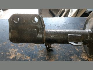 bontott TOYOTA COROLLA VERSO Bal első Gólyaláb (Lengécsillapító, Rugó)