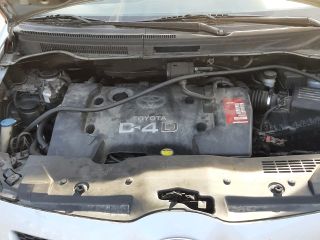 bontott TOYOTA COROLLA VERSO Bal első Lengéscsillapító