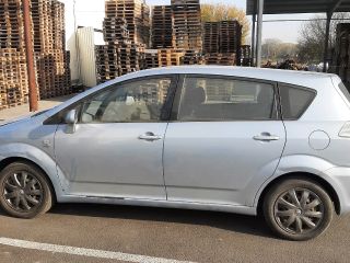 bontott TOYOTA COROLLA VERSO Bal hátsó Féknyereg Munkahengerrel