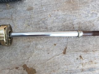 bontott TOYOTA COROLLA VERSO Bal hátsó Lengéscsillapító