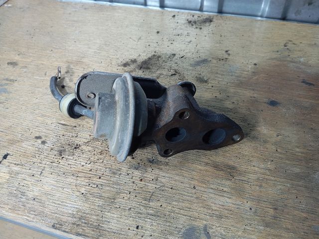 bontott TOYOTA COROLLA VERSO EGR / AGR Vákum Szelep