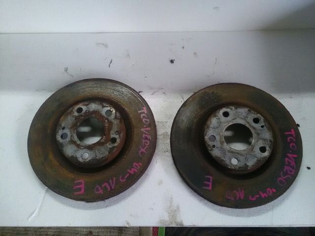 bontott TOYOTA COROLLA VERSO Első Pár Féktárcsa