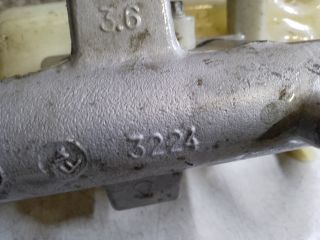 bontott TOYOTA COROLLA VERSO Főfékhenger