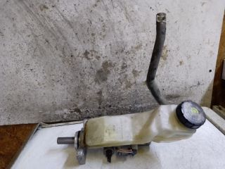 bontott TOYOTA COROLLA VERSO Főfékhenger