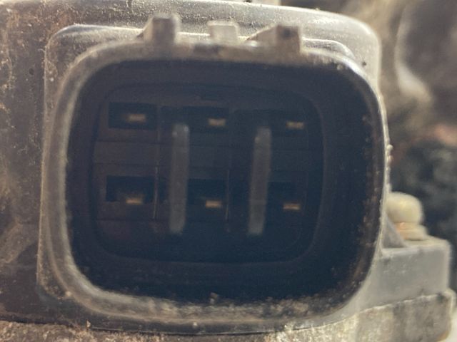 bontott TOYOTA COROLLA VERSO Fojtószelep (Mechanikus)