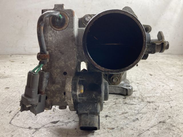 bontott TOYOTA COROLLA VERSO Fojtószelep (Mechanikus)