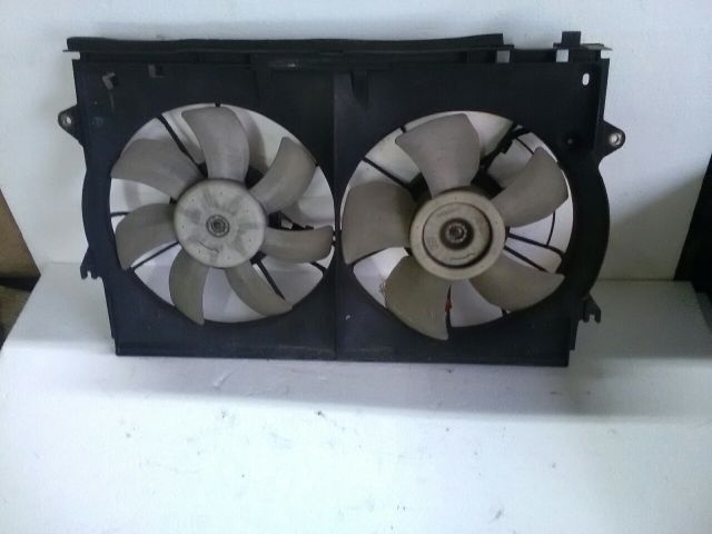 bontott TOYOTA COROLLA VERSO Hűtőventilátor Keret