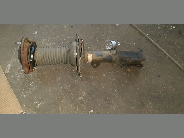 bontott TOYOTA COROLLA VERSO Jobb első Gólyaláb (Lengécsillapító, Rugó)