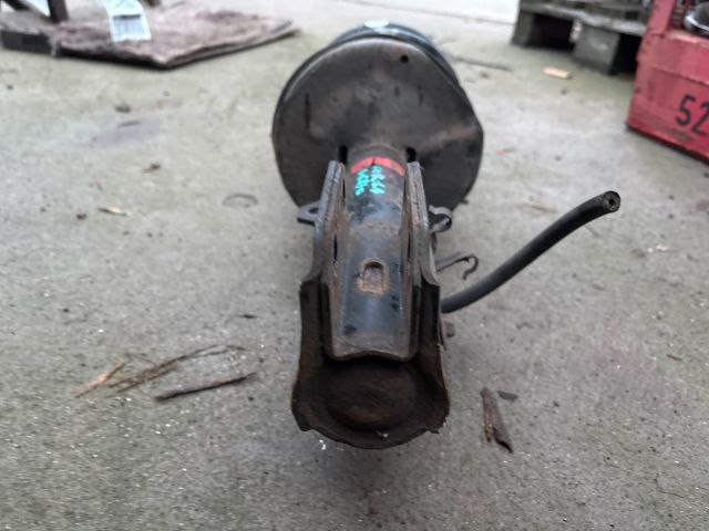 bontott TOYOTA COROLLA VERSO Jobb első Gólyaláb (Lengécsillapító, Rugó)