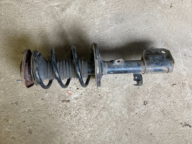 bontott TOYOTA COROLLA VERSO Jobb első Gólyaláb (Lengécsillapító, Rugó)