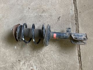 bontott TOYOTA COROLLA VERSO Jobb első Gólyaláb (Lengécsillapító, Rugó)