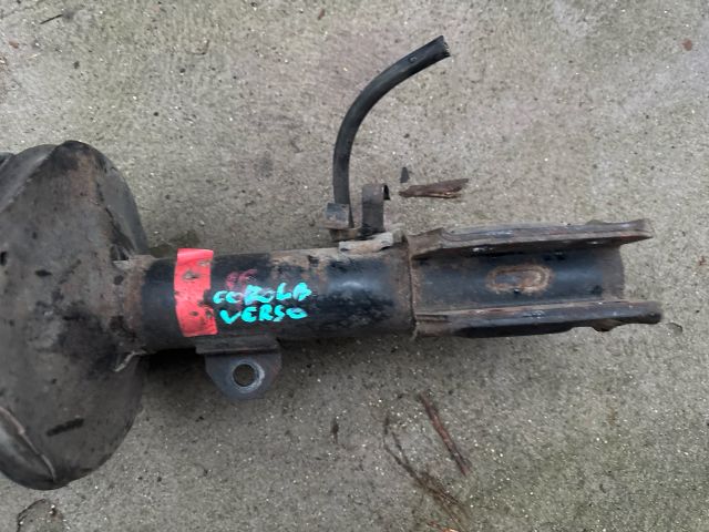 bontott TOYOTA COROLLA VERSO Jobb első Gólyaláb (Lengécsillapító, Rugó)