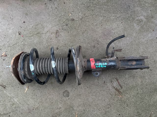 bontott TOYOTA COROLLA VERSO Jobb első Gólyaláb (Lengécsillapító, Rugó)