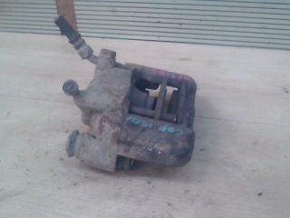 bontott TOYOTA COROLLA VERSO Jobb hátsó Féknyereg Munkahengerrel