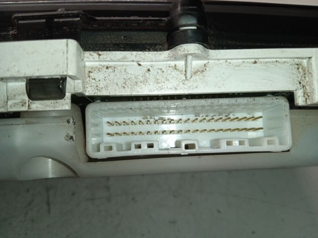 bontott TOYOTA COROLLA VERSO Kilométeróra