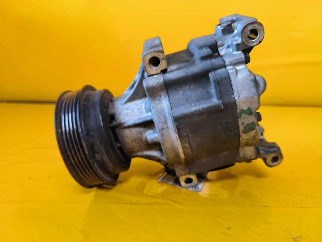 bontott TOYOTA COROLLA VERSO Klímakompresszor