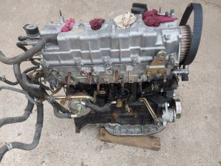 bontott TOYOTA COROLLA VERSO Motor (Fűzött blokk hengerfejjel)