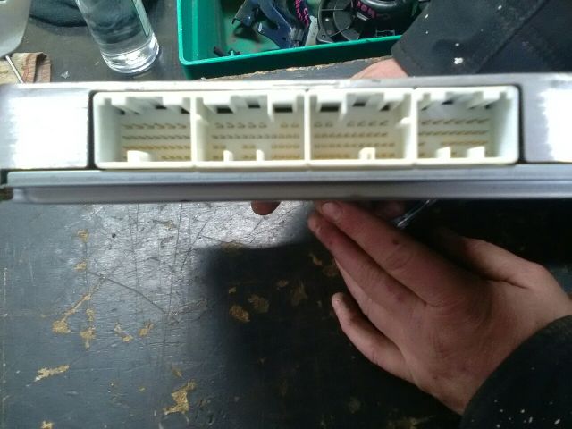 bontott TOYOTA COROLLA VERSO Motorvezérlő