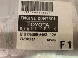 bontott TOYOTA COROLLA VERSO Motorvezérlő