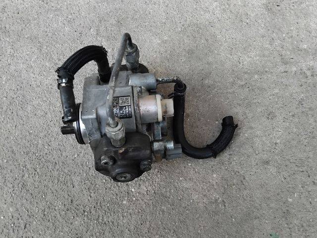 bontott TOYOTA COROLLA VERSO Nagynyomású Szivattyú